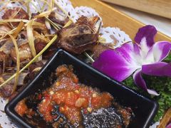 -香巴拉云南餐厅(华莱坞店)