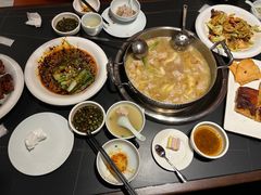 -老来福·非遗酸汤兔(凯旋路店)