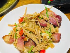 -苹果树下艺术餐厅(宋庄店)