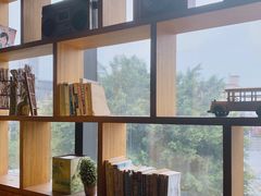 靠窗位-探鱼·鲜青椒爽麻烤鱼(东城万达广场店)