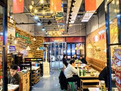 -哈尔滨烧烤·山河村铁锅炖(交大店)