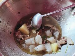 -大众跷脚牛肉馆·非遗传承单位(峨眉山店)