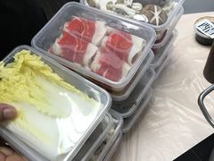 -捞王锅物料理(上海世茂广场店)