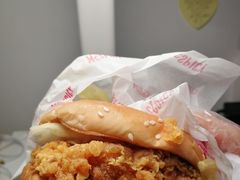 麦辣鸡腿堡-麦当劳(广州新港东路第二分店)