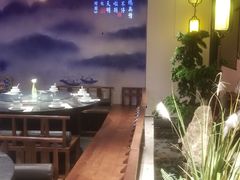 大堂-红蜡烛•瓦罐粥家常菜•夜宵(中山路店)