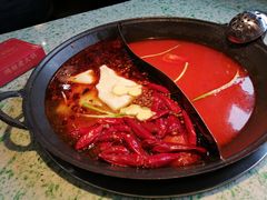 -鸿姐老火锅(疁城新天地店)
