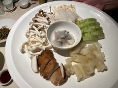 花胶石蟹黄鱼鲜菌汤-成隆行·蟹王府(九江路店)