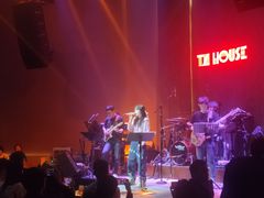 -TZ House音乐现场(来福士中心店)