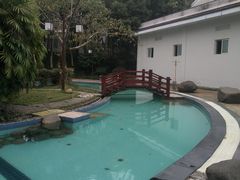 -灵秀温泉