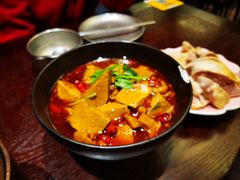 金陵双臭-古都历食南京菜·烤鸭·鸭血粉丝·汤包(南京博物院店)