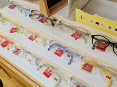 -优医视平价眼镜蔡司依视路折扣工厂店(德胜门店)