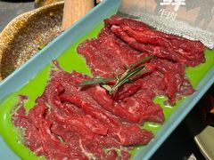 山野斑斓鲜牛肉-椰庭·椰子鸡·创意玩家(晶耀前滩店)