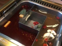 -东巴人鱼豆花火锅(幸福街店)