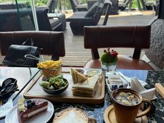 -时光吧·大堂吧·丽江和府洲际度假酒店