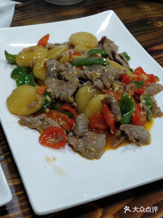和平古镇·闽北原生态邵武菜(东街口店)脚掌糍炒牛肉图片