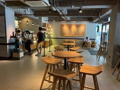 用餐区-星巴克(深圳罗湖书城店)