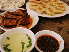 -周家大连水饺(美专校街店)