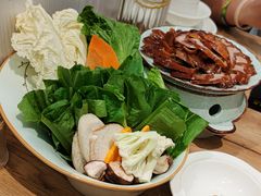 -龙聚德北京烤鸭(沙坪坝华宇A馆店)