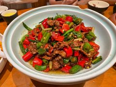 小炒黄牛-老滇山寨•云南特色菜•地方菜•民族风情歌舞表演(金碧店)