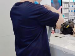 -荣耀授权专卖店(黄浦浙江中路店)