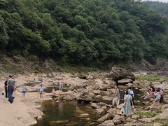 -燕子河大峡谷天坑仙境