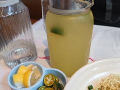 -肥肥虾庄·金牌油焖大虾(汉街SKP店)