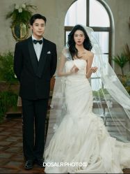 -都市丽人婚纱摄影