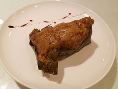 手工鲜肉粽-阳澄湖费尔蒙酒店颐丰阁中餐厅(马鞍山西路店)