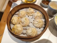 招牌蟹膏小笼包-馋三尺蟹粉小笼(人民广场店)