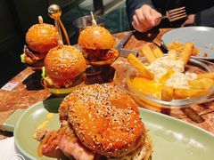 -Let'sBURGERplus·非常创意汉堡(三里屯店)