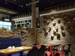 大堂-茅炒屋龙虾·烧烤·湘菜(新河路店)