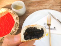 手工黑芝麻饼-鲤院·新中式美学·庭院餐厅(夫子庙店)