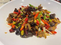 爆炒肥肠-临界音乐酒馆·小龙虾·江湖菜(华熙LIVE·鱼洞店)