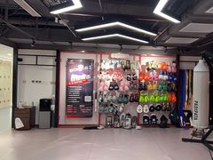 -英派斯健身旗舰店(海信国际中心馆)