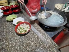 -张阿三馄饨店