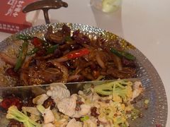 -小鱼小牛·鱼牛干锅·脆鱼火锅(世欧广场店)