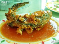 -八府香鸭·啫啫煲(华山路店)