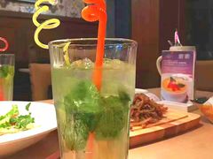-LENBACH兰巴赫西餐啤酒坊(大连东港店)