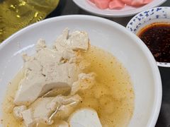 -土砂锅生态山庄·非遗砂锅雅鱼