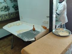 -维吾尔餐厅(宜山路店)