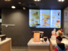 -麦当劳(美林湖店)
