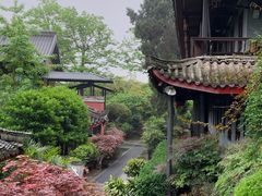 -峨眉山报国寺