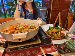 -刘姐啤酒鱼民族演艺餐厅(西街总店)