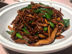 烟笋炒肉-新沸腾鱼乡(世贸天阶店)