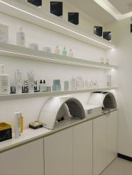 -JNK皮肤管理中心