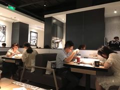 -杭州滨江宝龙城