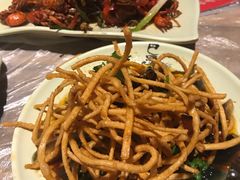 -巴厘龙虾·榜首油焖大虾(音乐学院·沿江酒馆店)