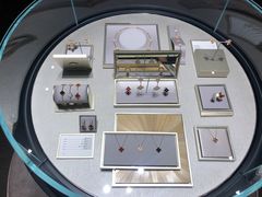 -梵克雅宝(国贸商城店)