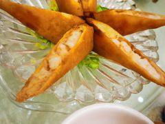 鲜虾炸春卷-东豪园林海鲜酒家(南港路辅路店)
