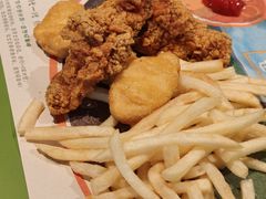 -麦当劳(展览路店)